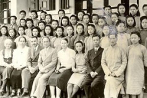 兩位德國老人70多年前老照片，勾起東莞這家醫院的集體回憶……